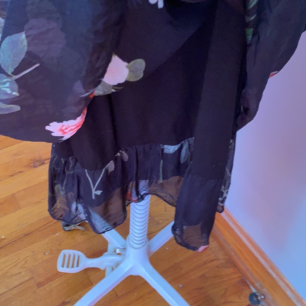 Dress - Picture 5 of 8